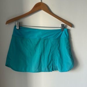 Lululemon aqua skirt with built-in shorts